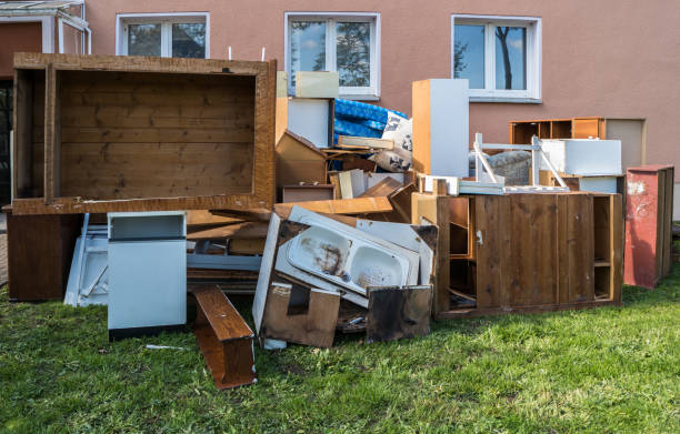 Best Yard Cleanup Services  in Edgewood, TX